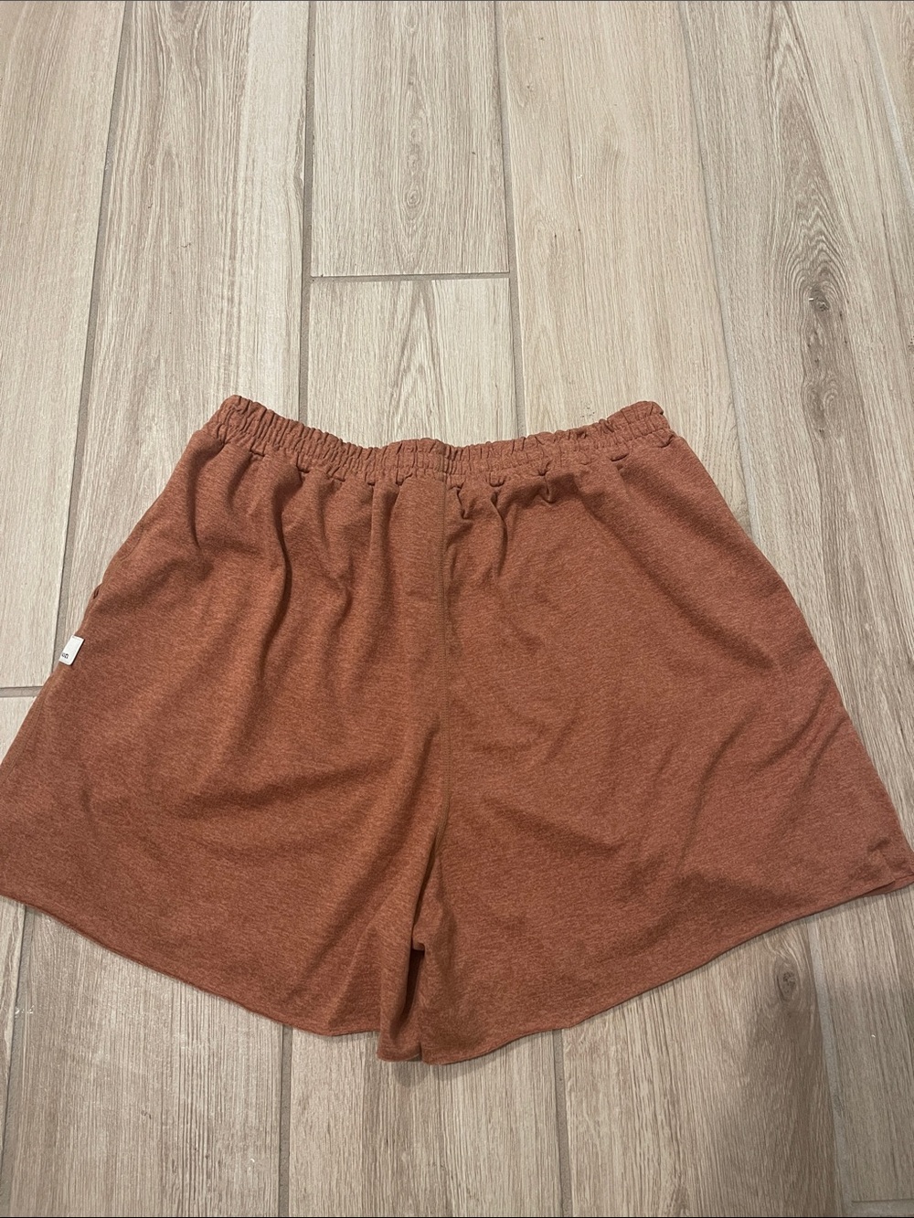 Vuori Boyfriend Dreamknit Mid Rise Lounge Shorts 3.5” Palo Santo Sz S VW3007 - Picture 2 of 11